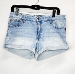 RE Generation by Celebrity Pink Cuffed Hem Light Wash Denim Jean Shorts